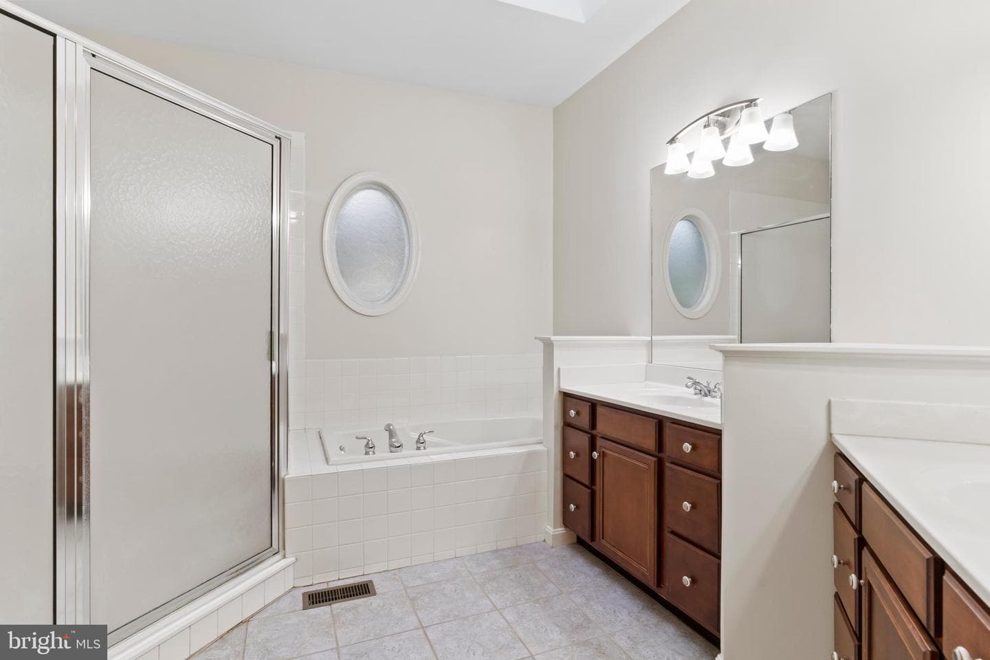 2202 Brunswick Avenue photo 29