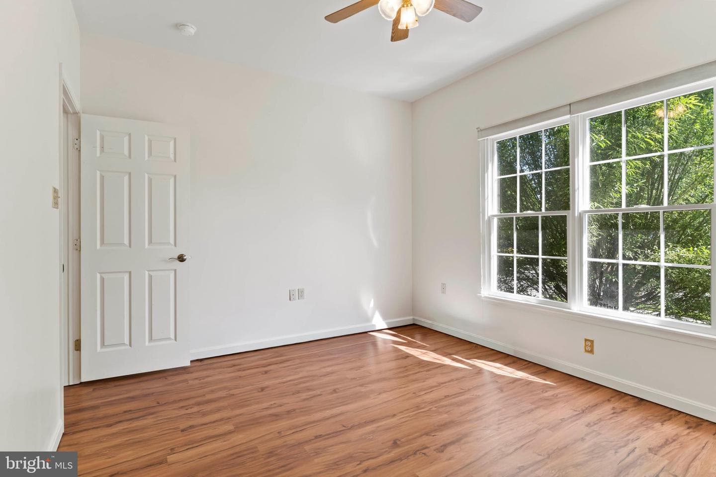 2202 Brunswick Avenue photo 31