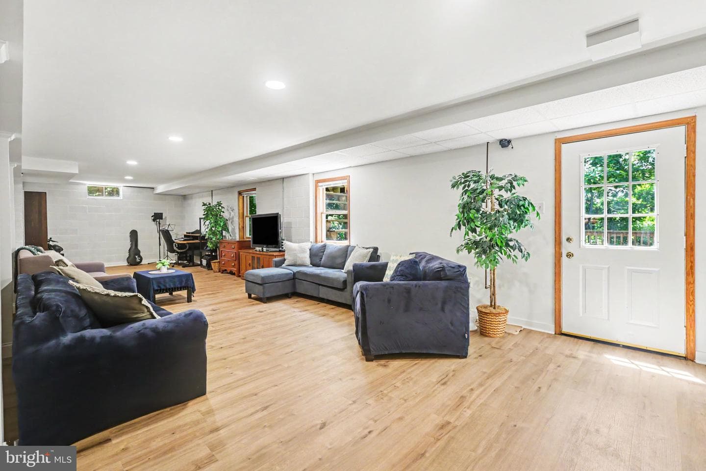 17 Victoria Way photo 34