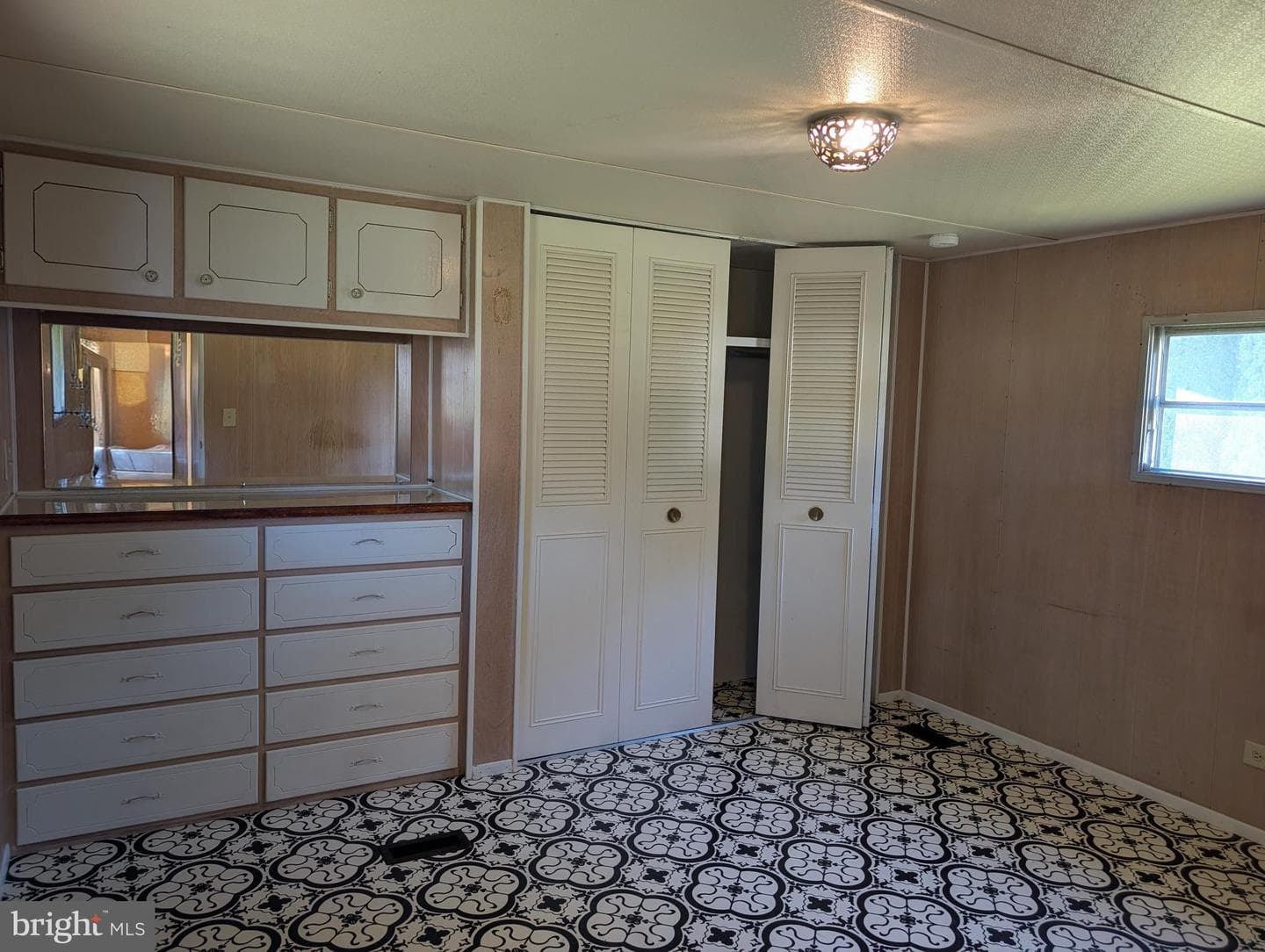300 Sand Bank Road photo 19