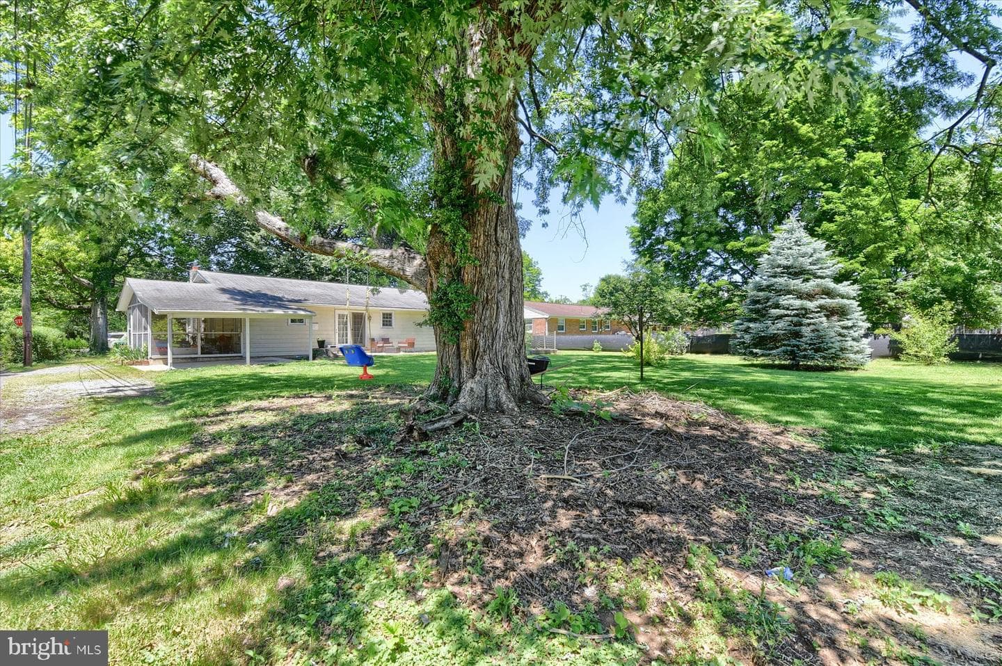 113 S Orange Street photo 26