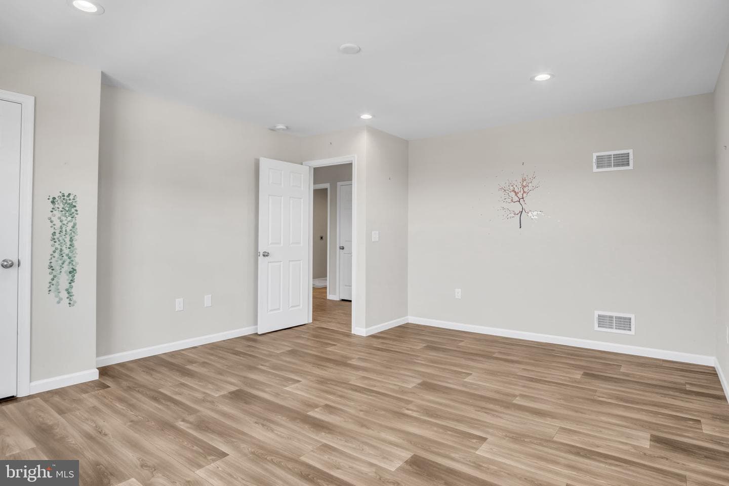 223 Wright Drive photo 27
