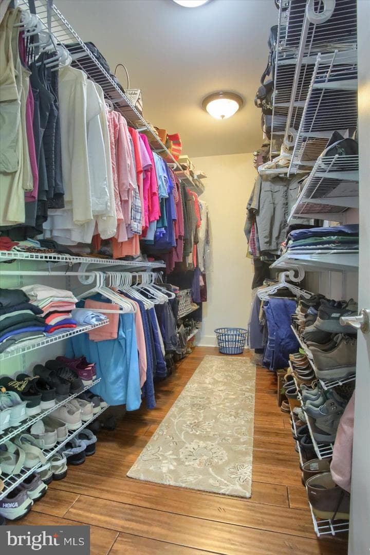 221 Wilson Street photo 13
