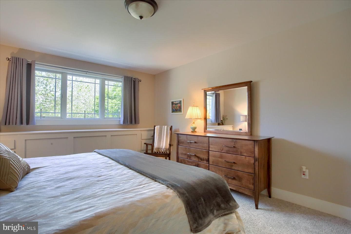 221 Wilson Street photo 38