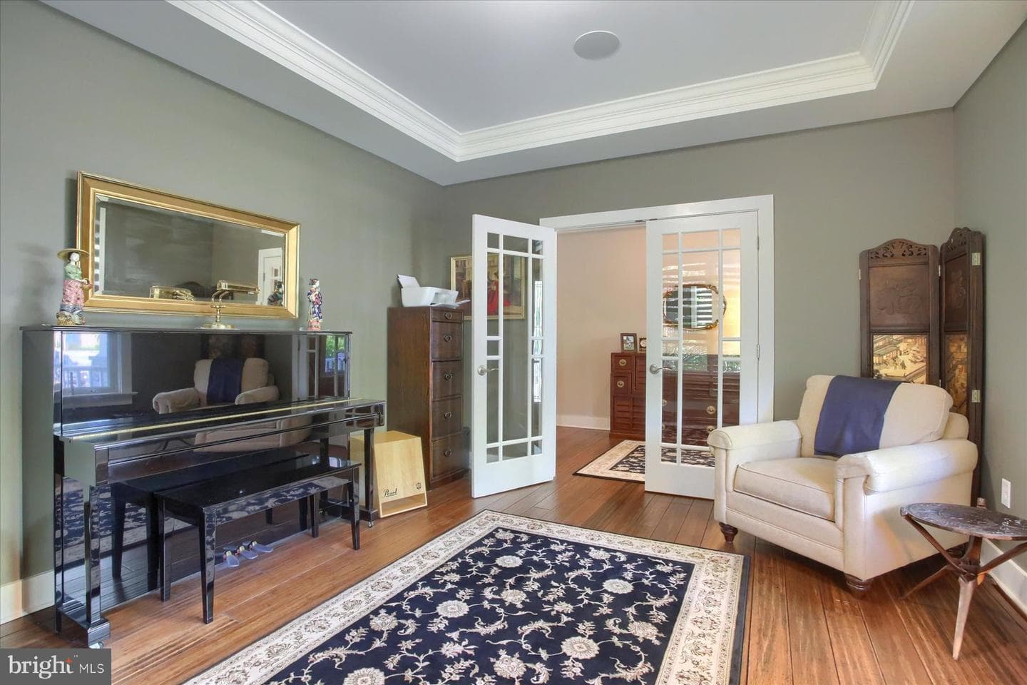221 Wilson Street photo 7
