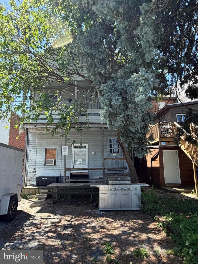107 E Main Street photo 22