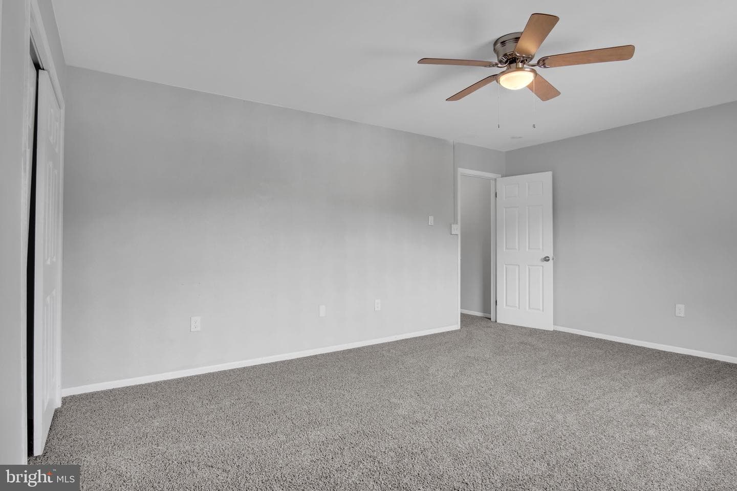 80 Queen Avenue photo 15