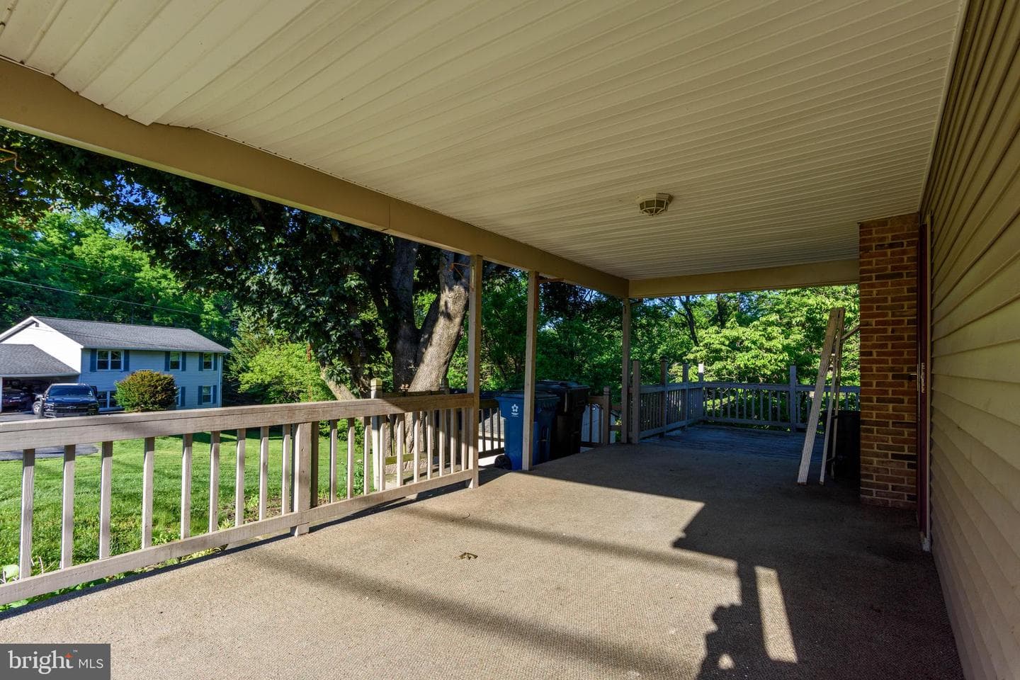 112 Stoner Drive photo 2