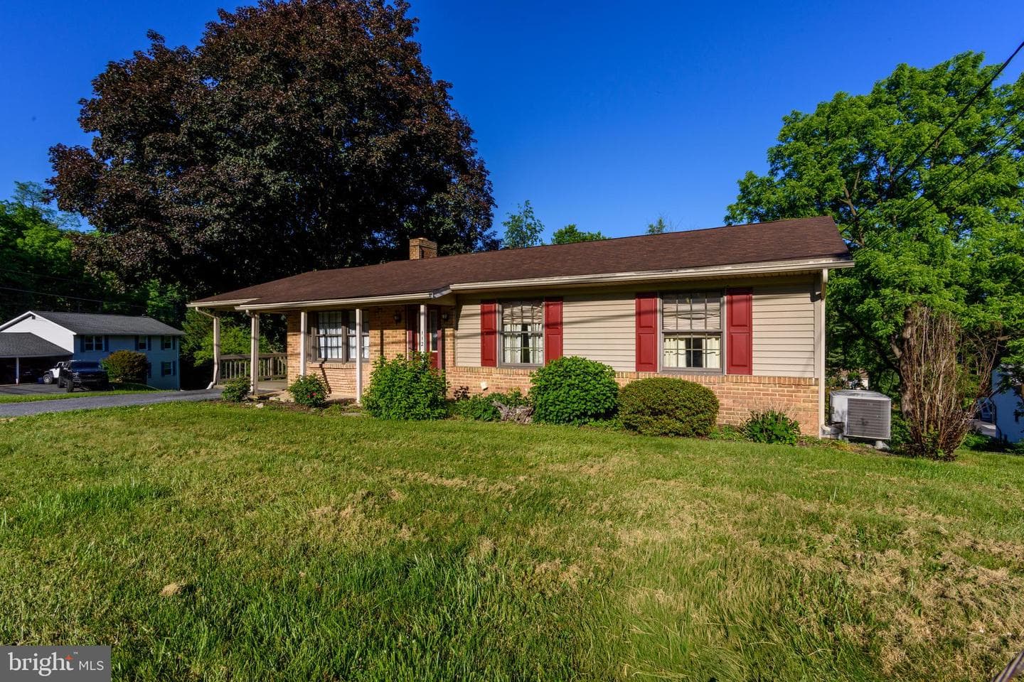 112 Stoner Drive photo 32