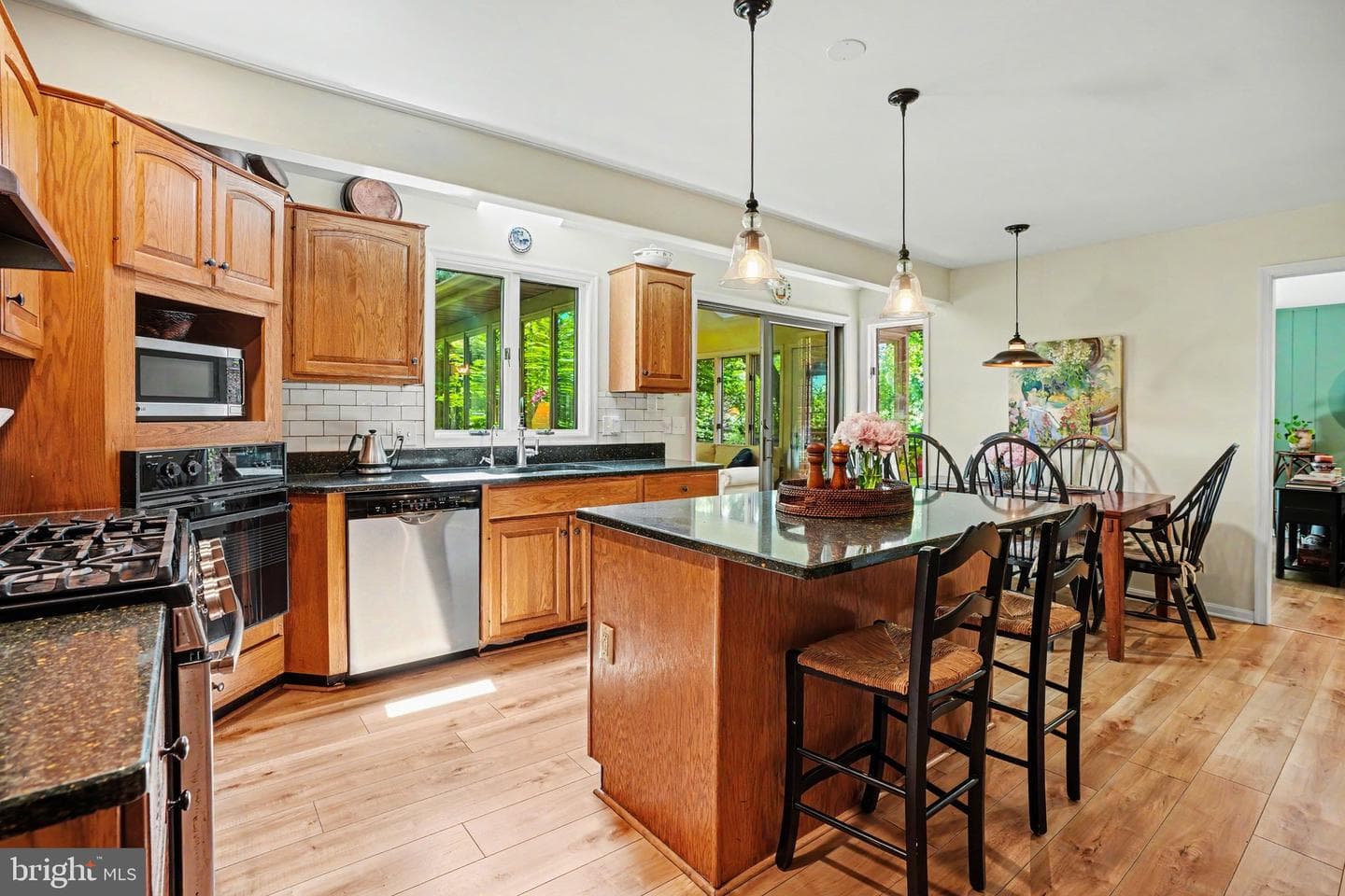 1204 Fleetwood Drive photo 12