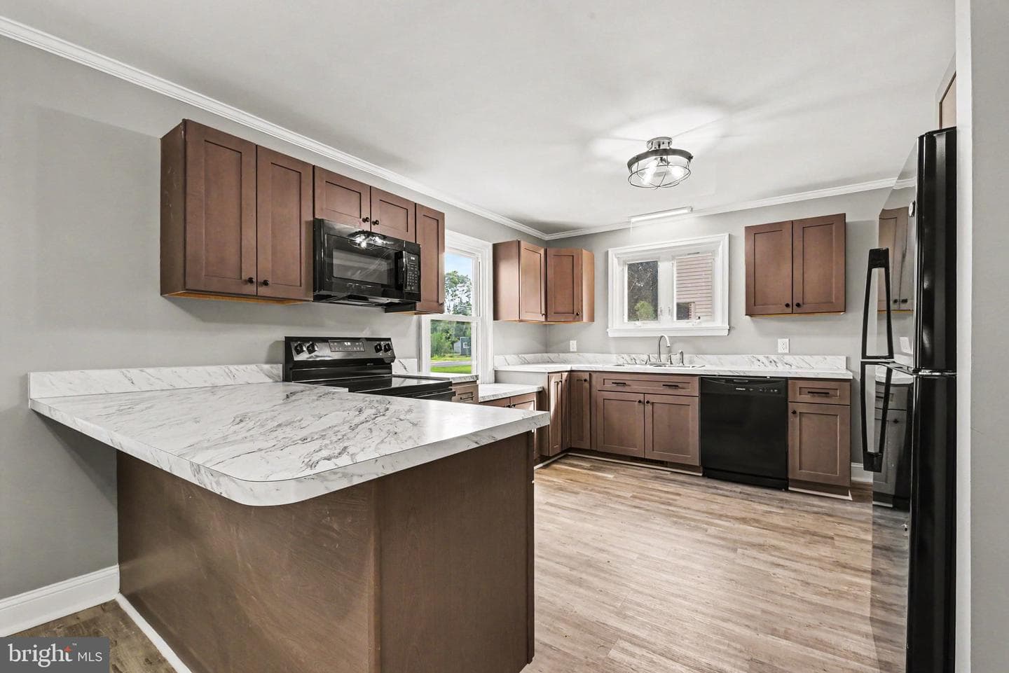 203 Pine Road photo 4
