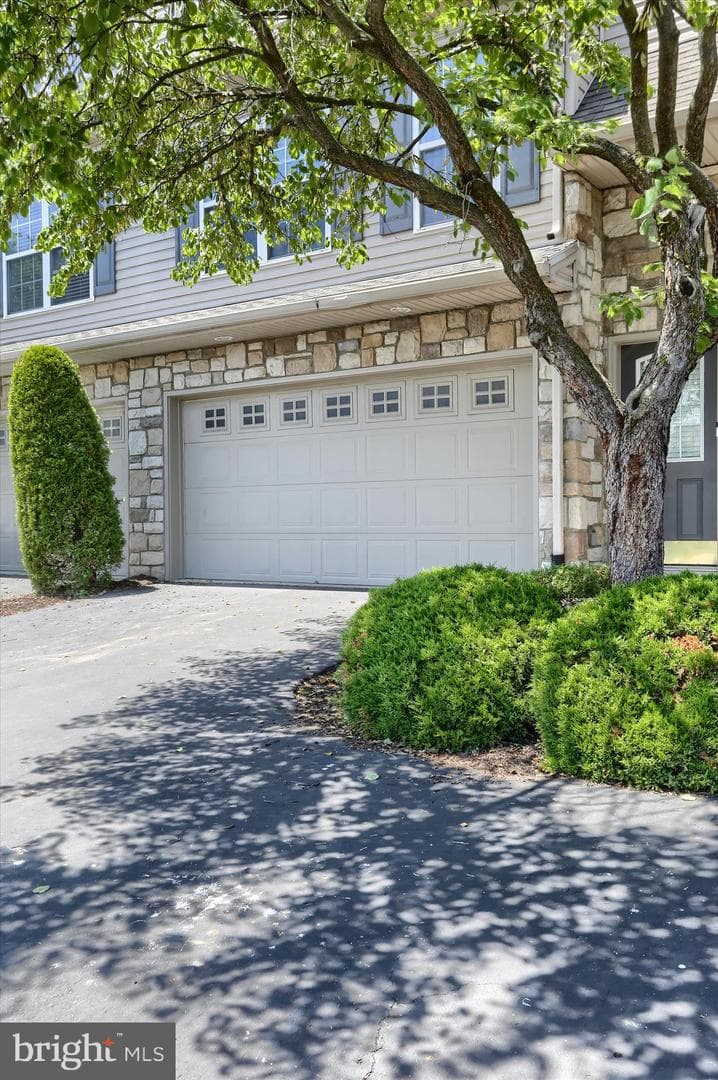 6343 Mercury Drive, Mechanicsburg