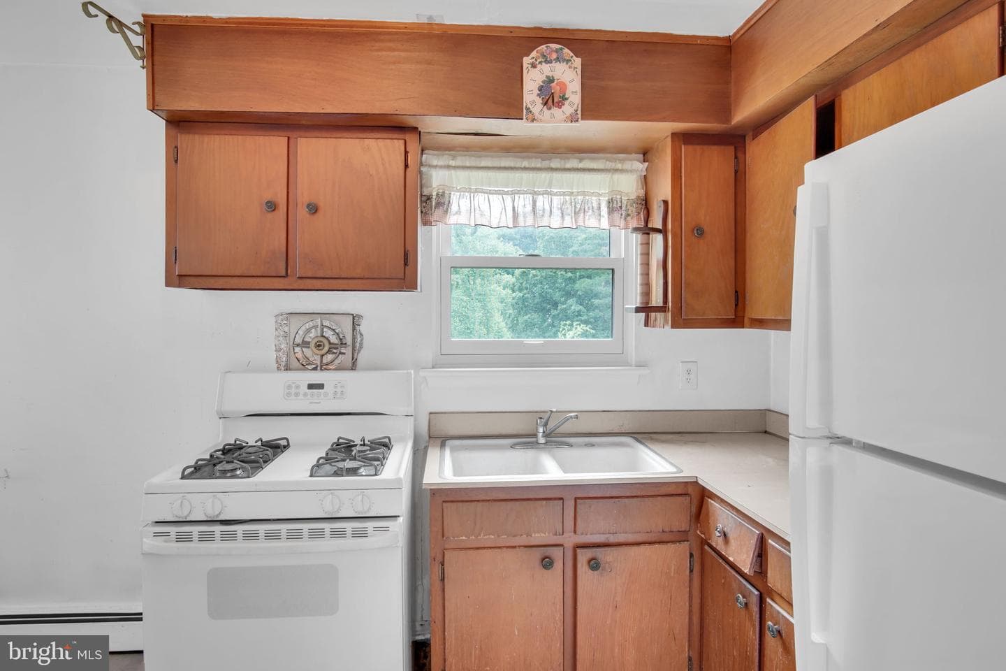649 Erford Road photo 14