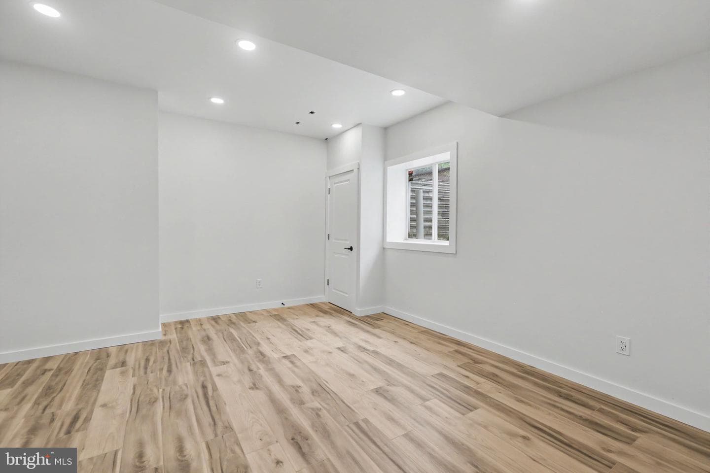 12 Oak Lane photo 36
