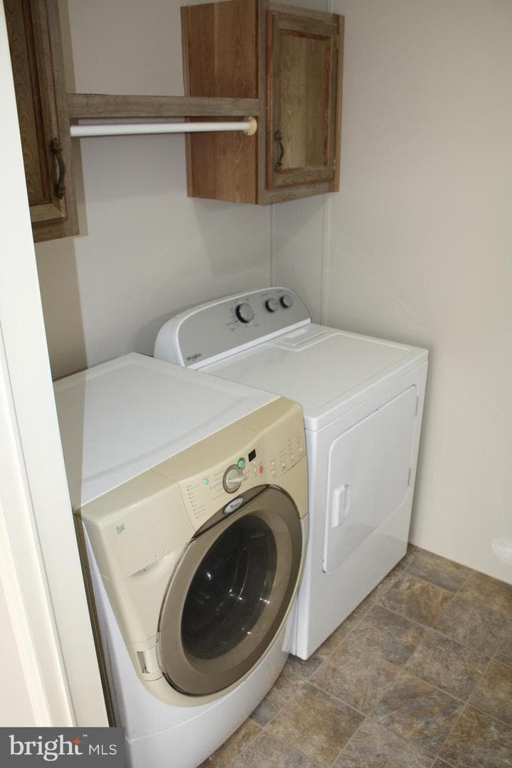 1 Larken Lane photo 13