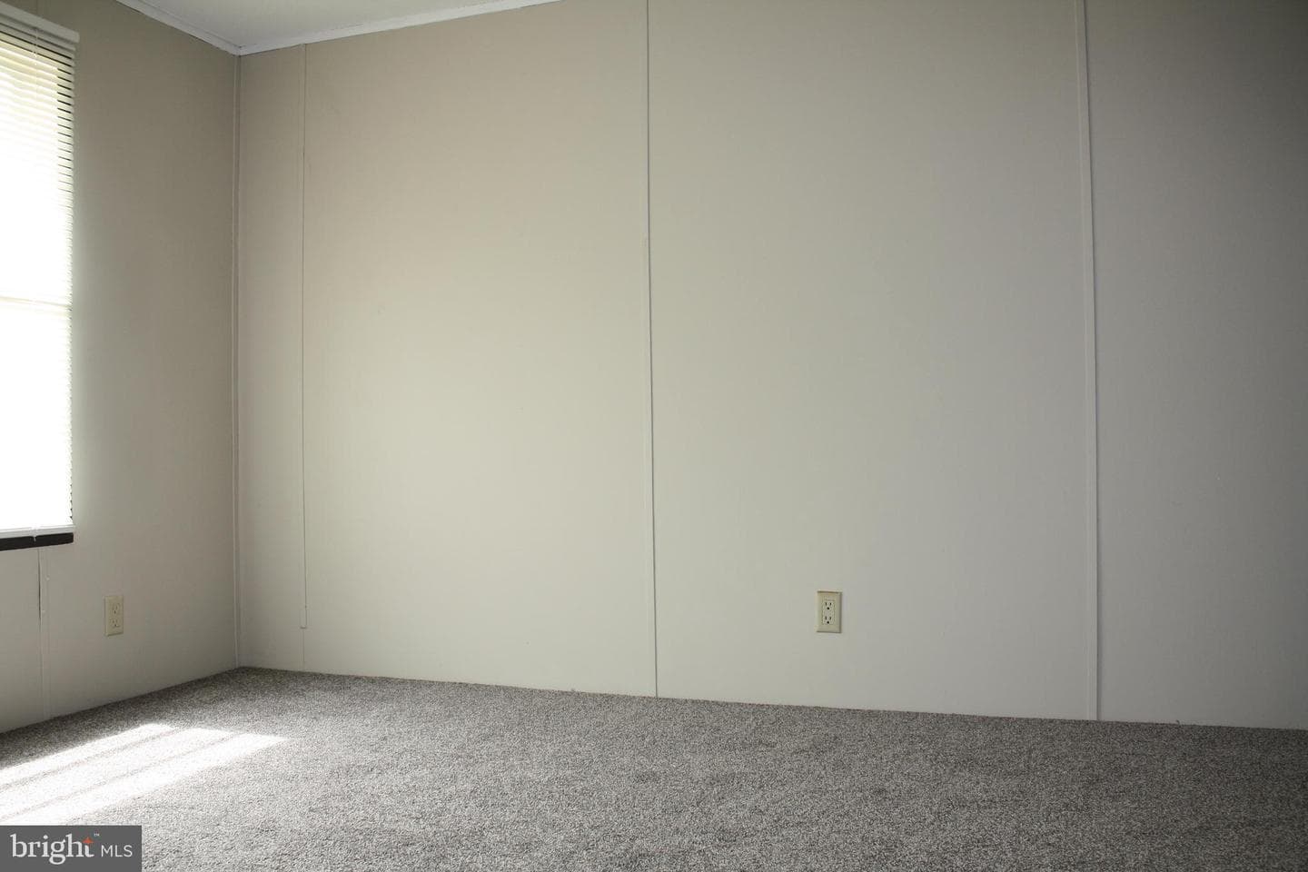 1 Larken Lane photo 16