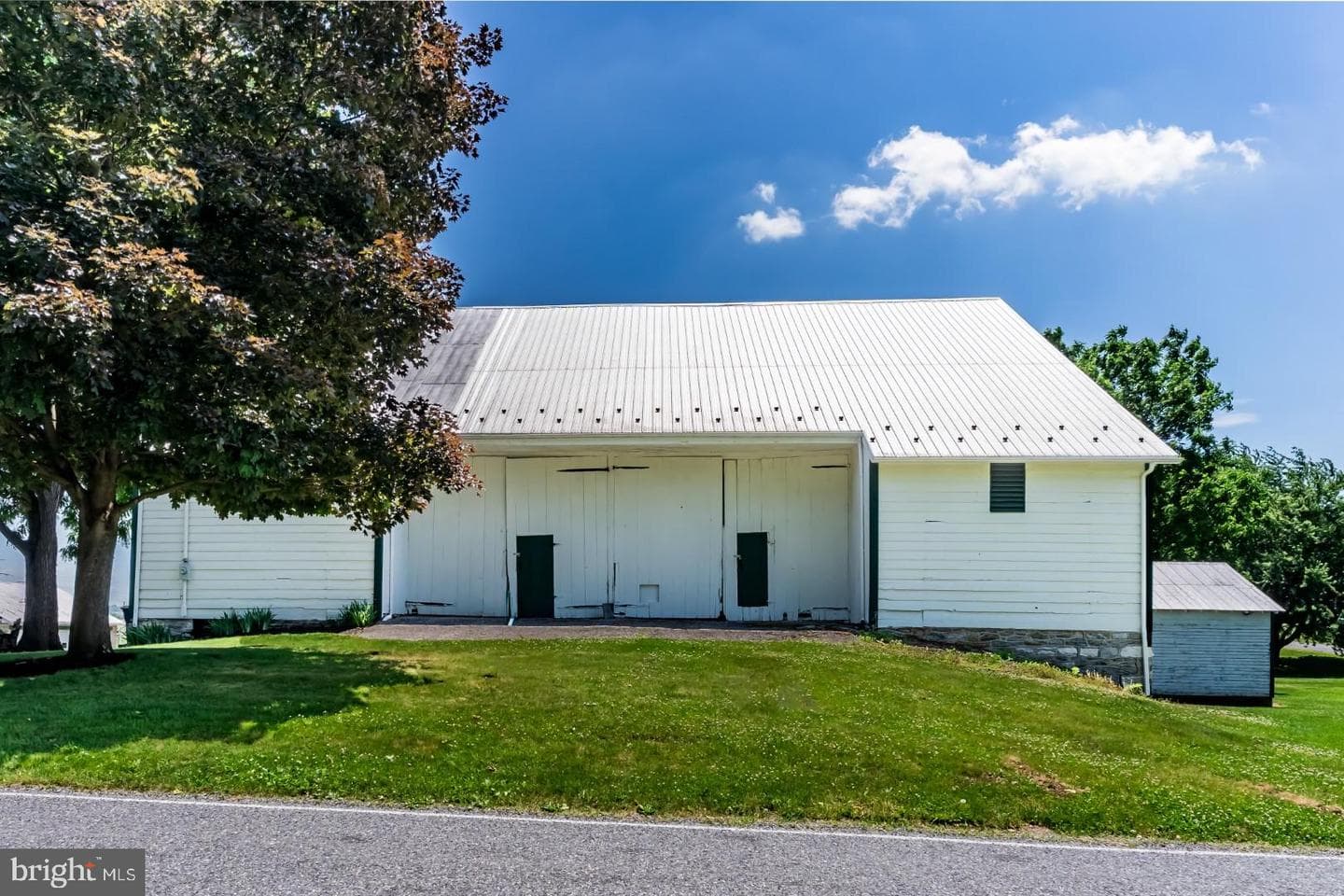 895 Eppley Road photo 40