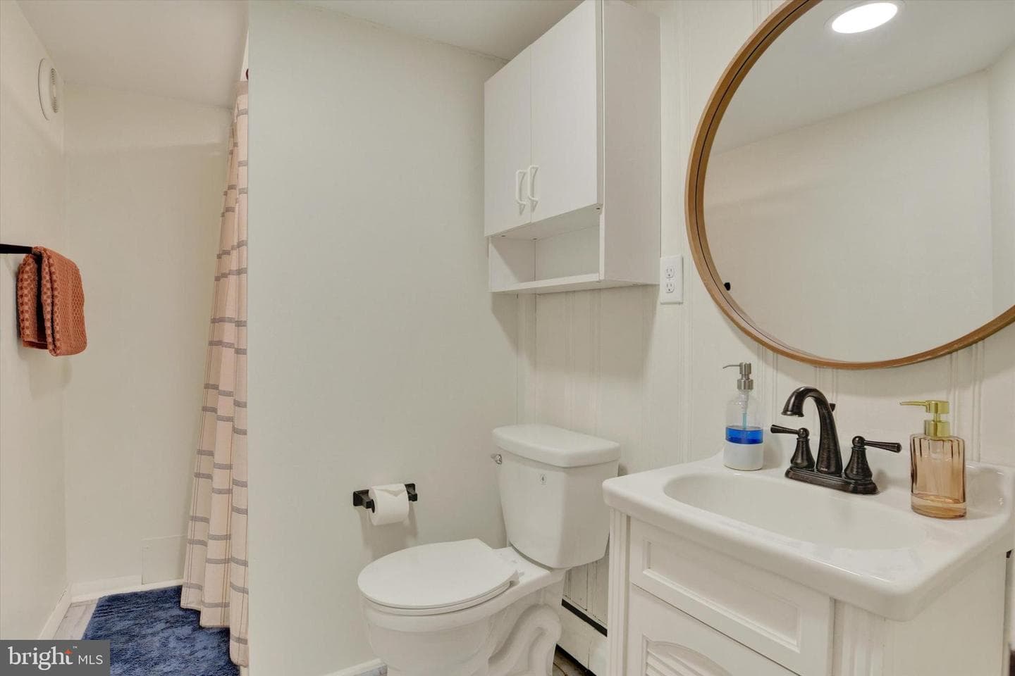15 Center Drive photo 31