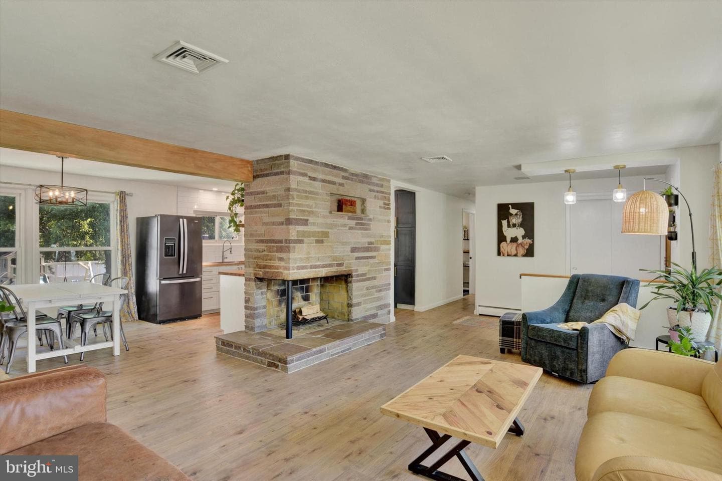 15 Center Drive photo 4