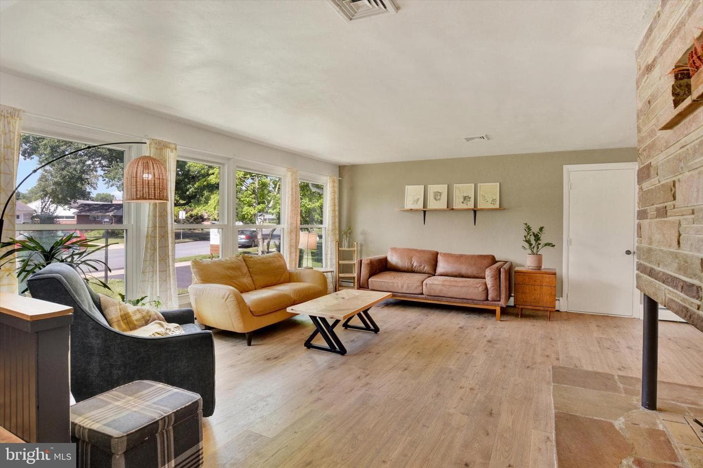 15 Center Drive photo 6
