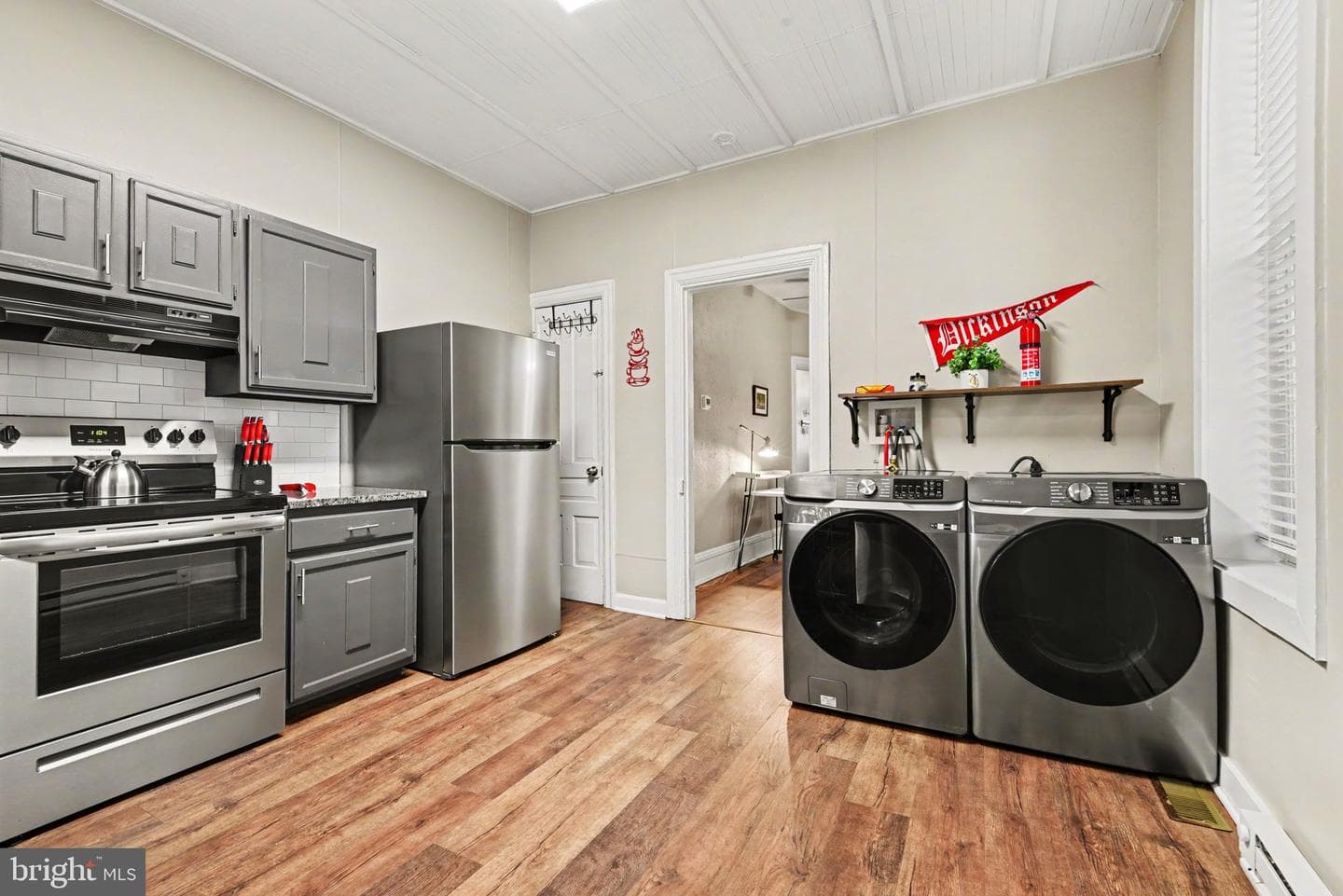 326 N College Street photo 5