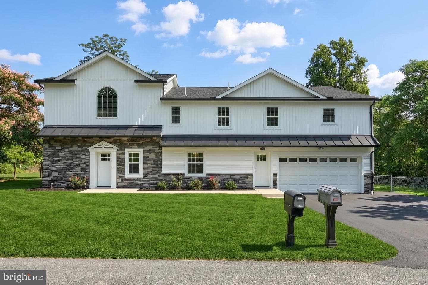 481 Sample Bridge Road photo 1