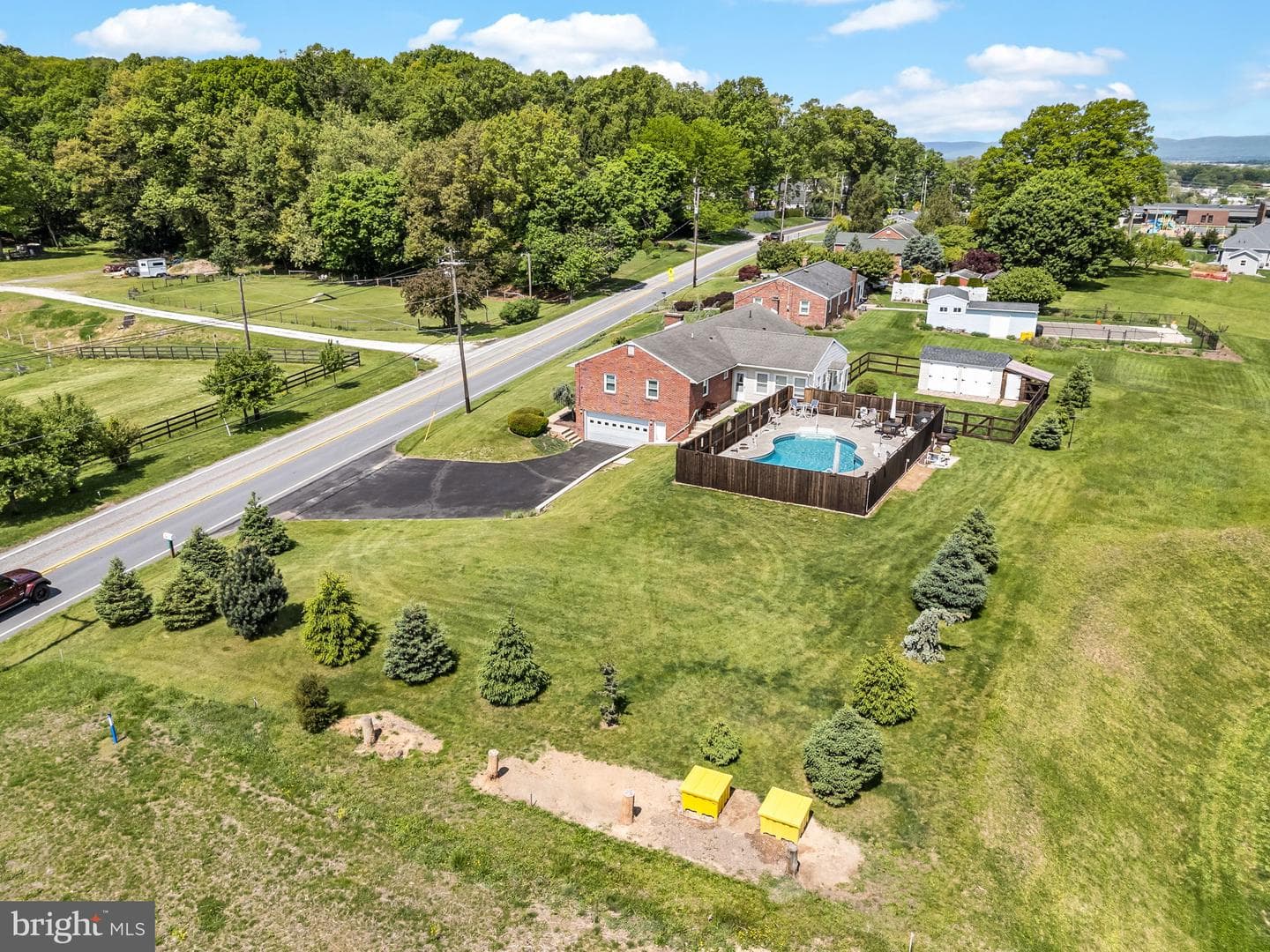 1257 Rossmoyne Road photo 31