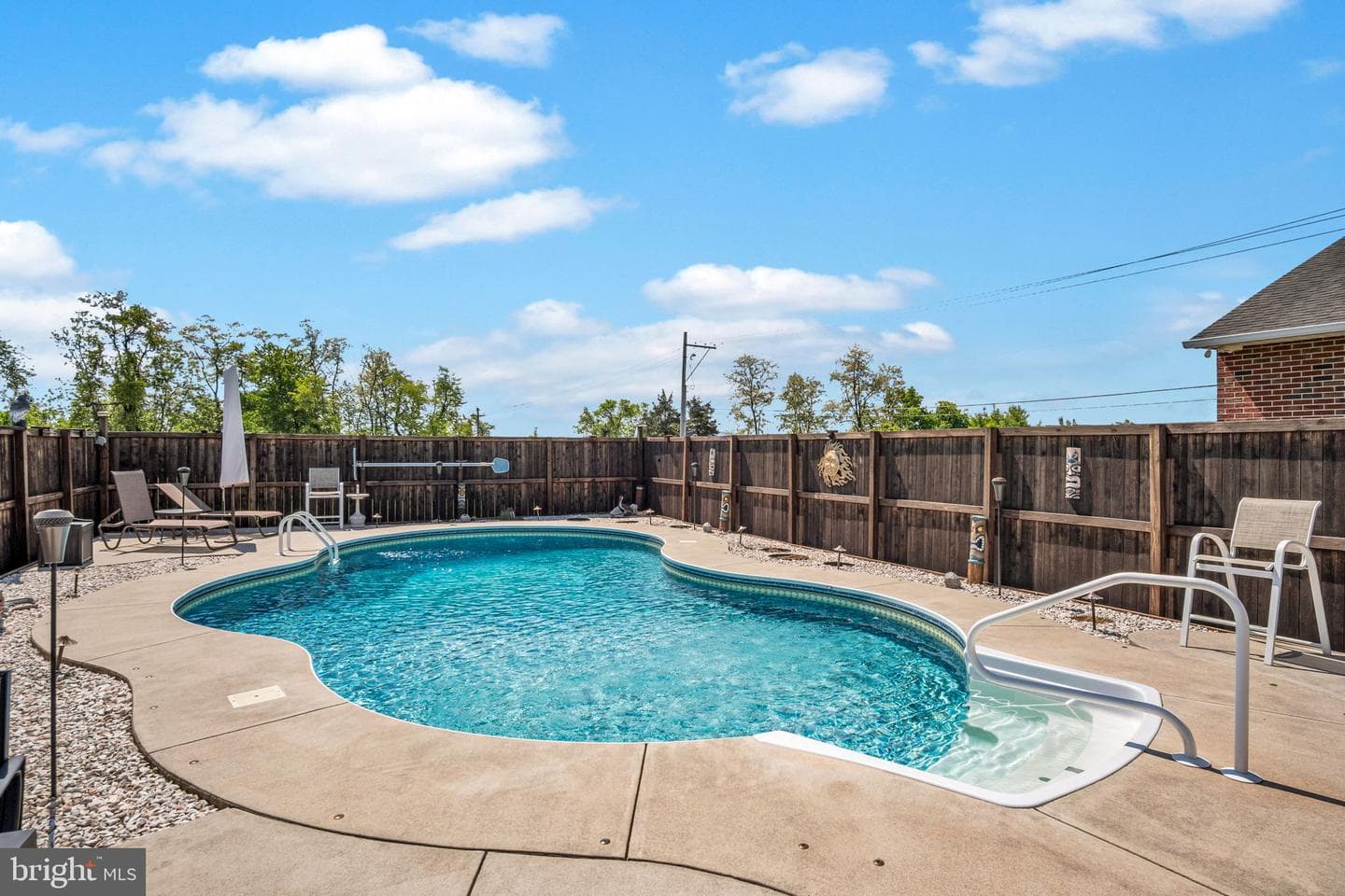 1257 Rossmoyne Road photo 33