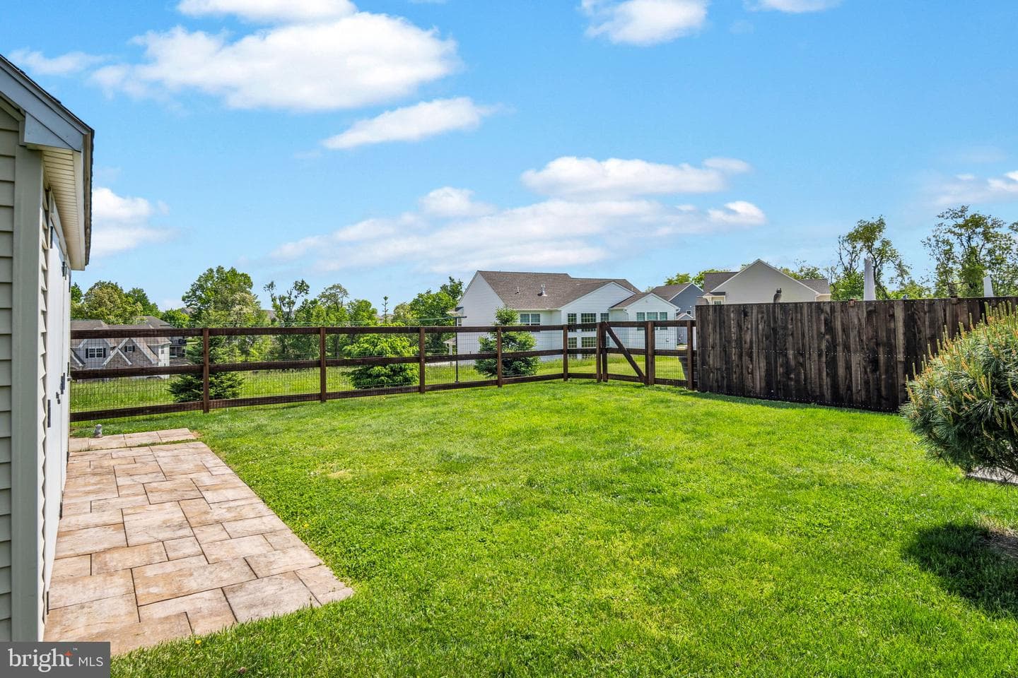 1257 Rossmoyne Road photo 36