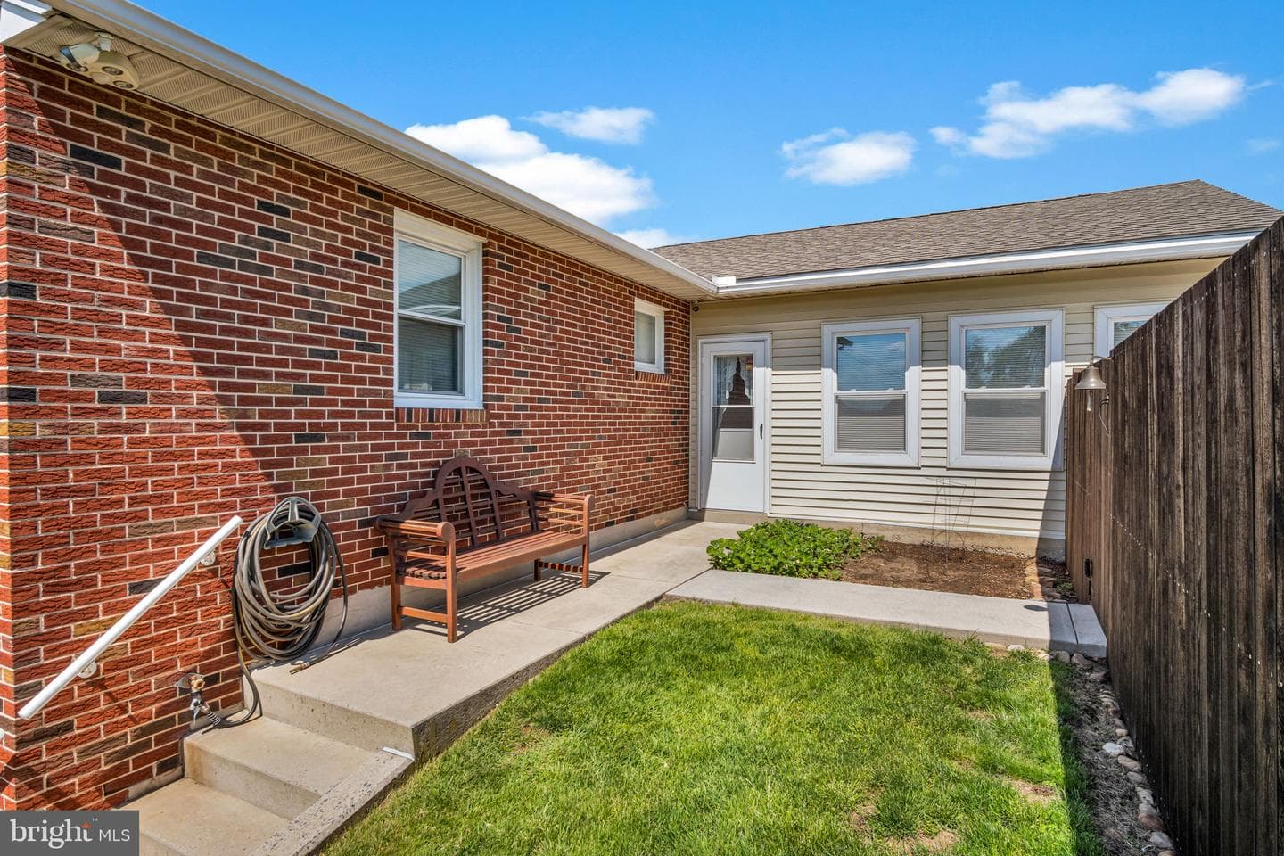 1257 Rossmoyne Road photo 37