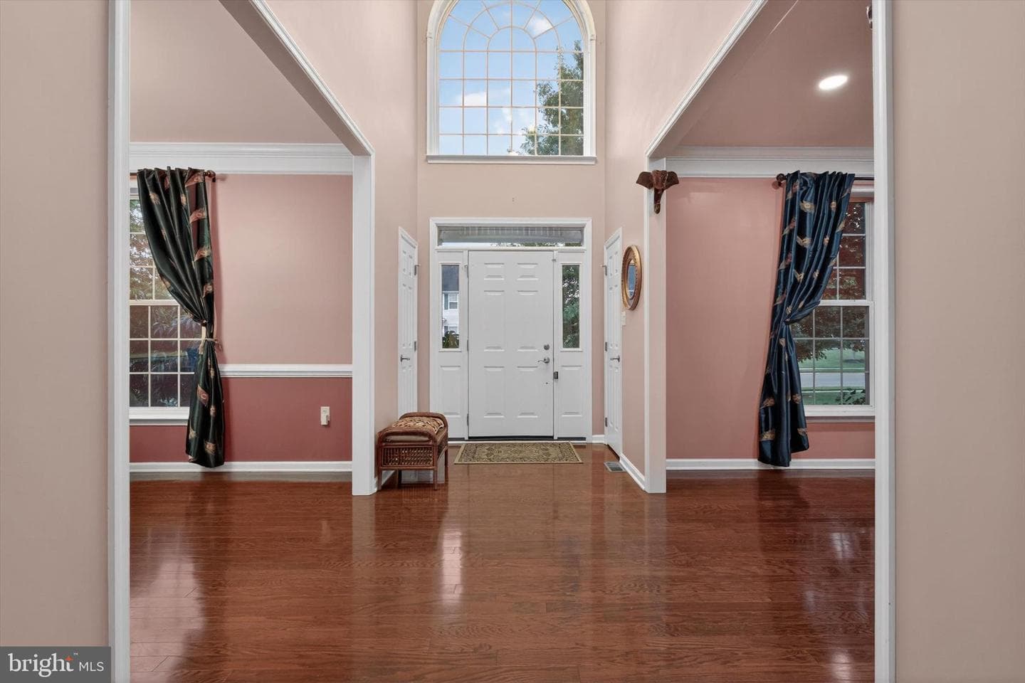 16 Foxwood Boulevard photo 5