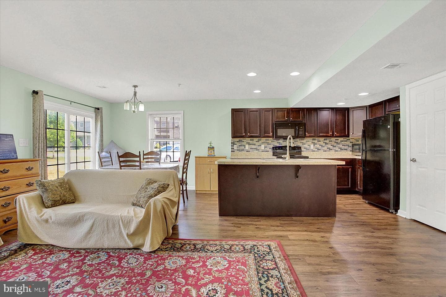 349 Melbourne Lane photo 8