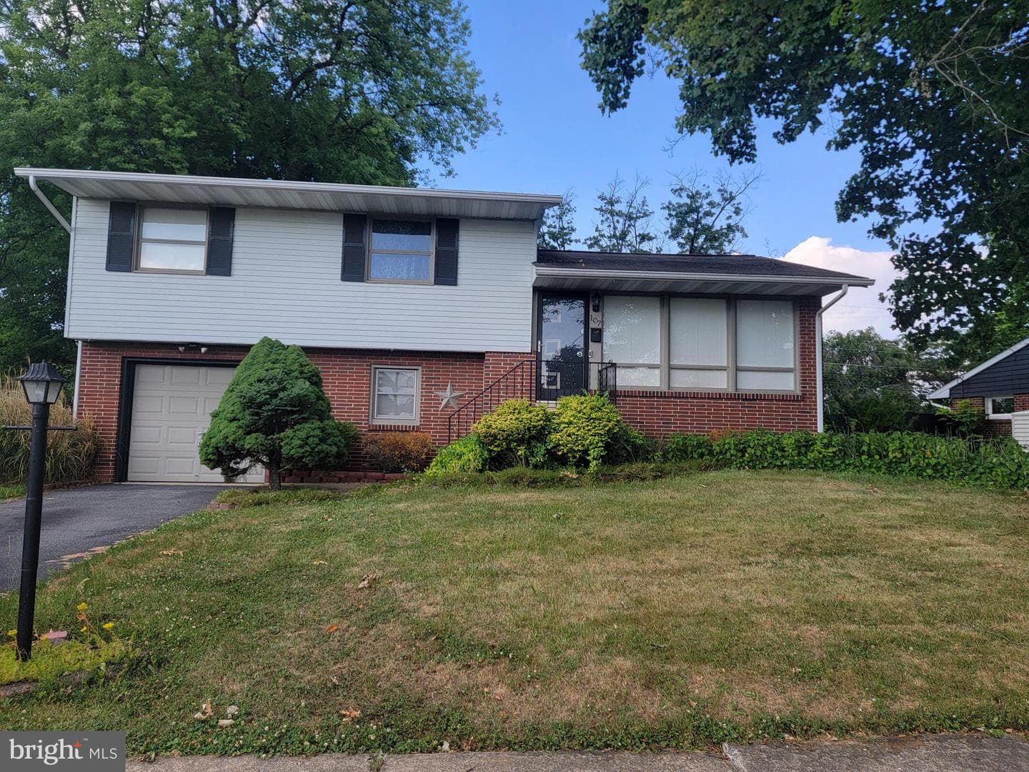 107 Winston Drive photo 1