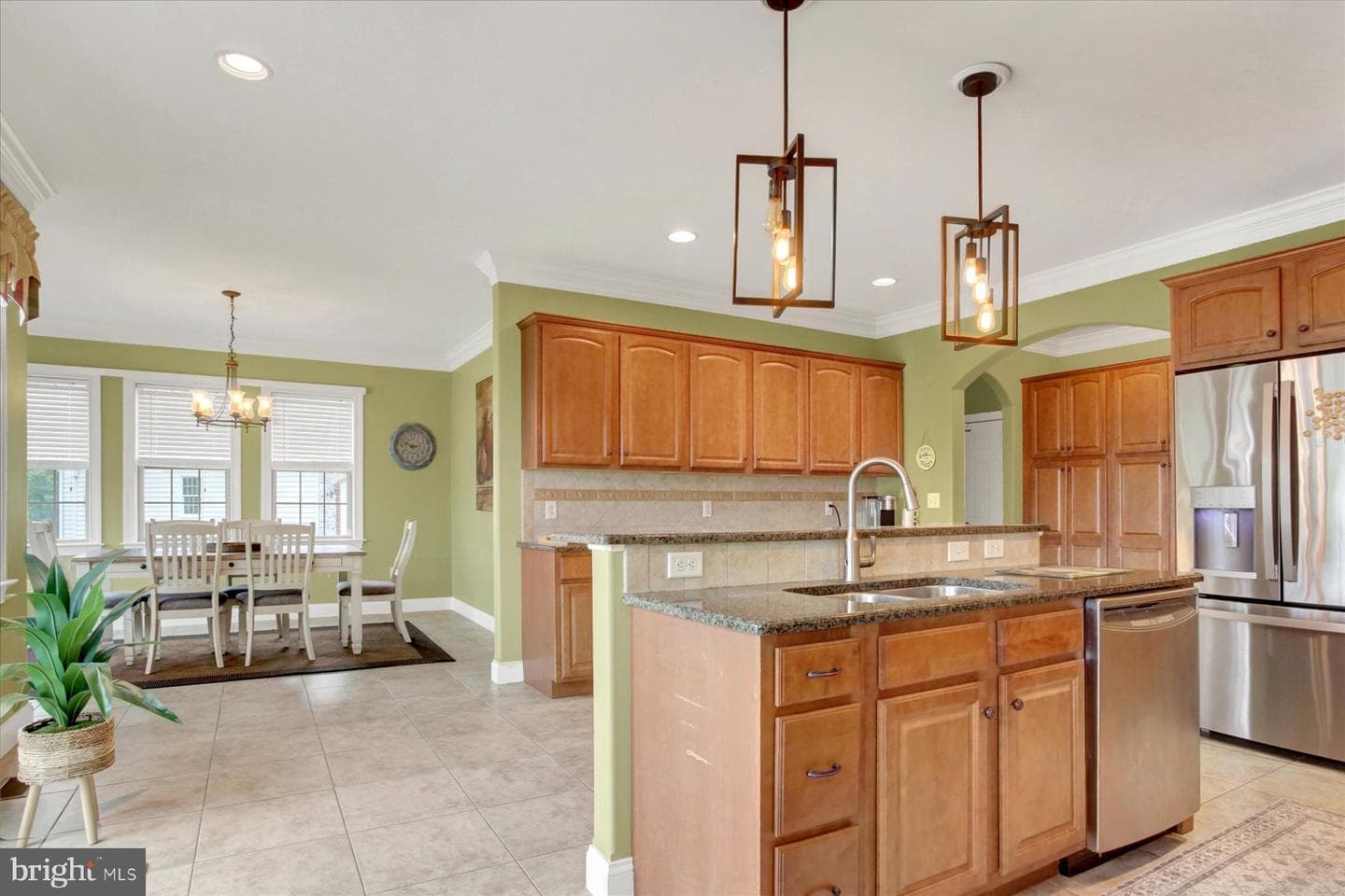 745 Grandon Way photo 25