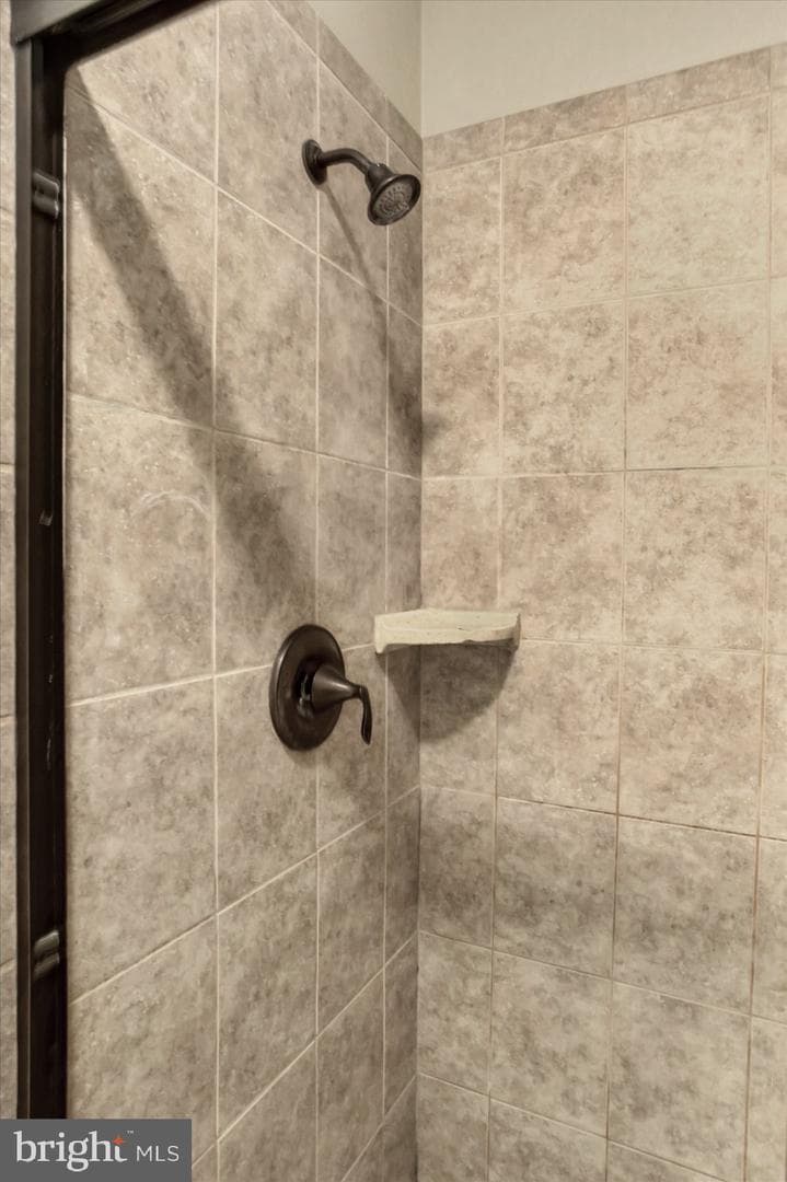 745 Grandon Way photo 37