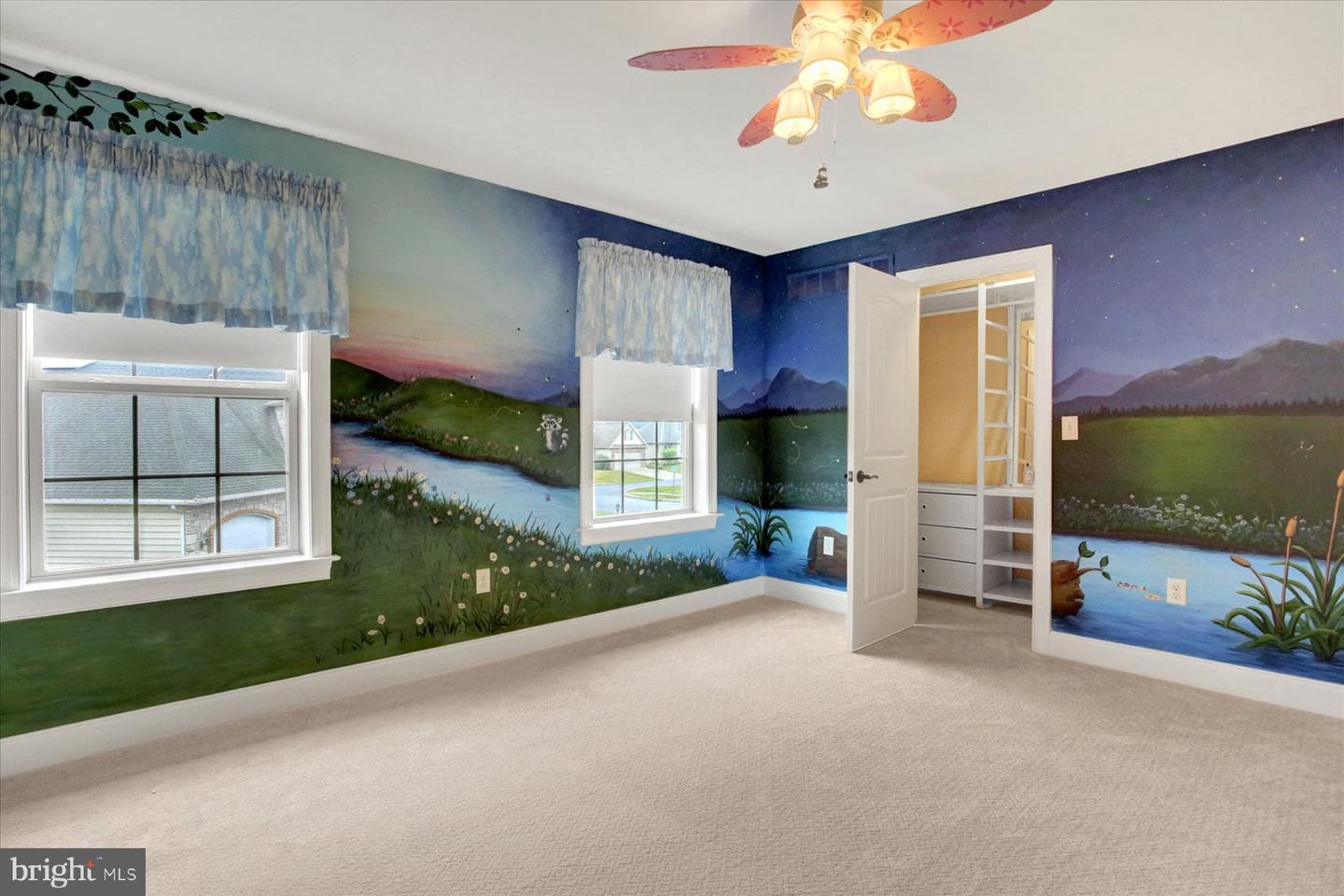 745 Grandon Way photo 43