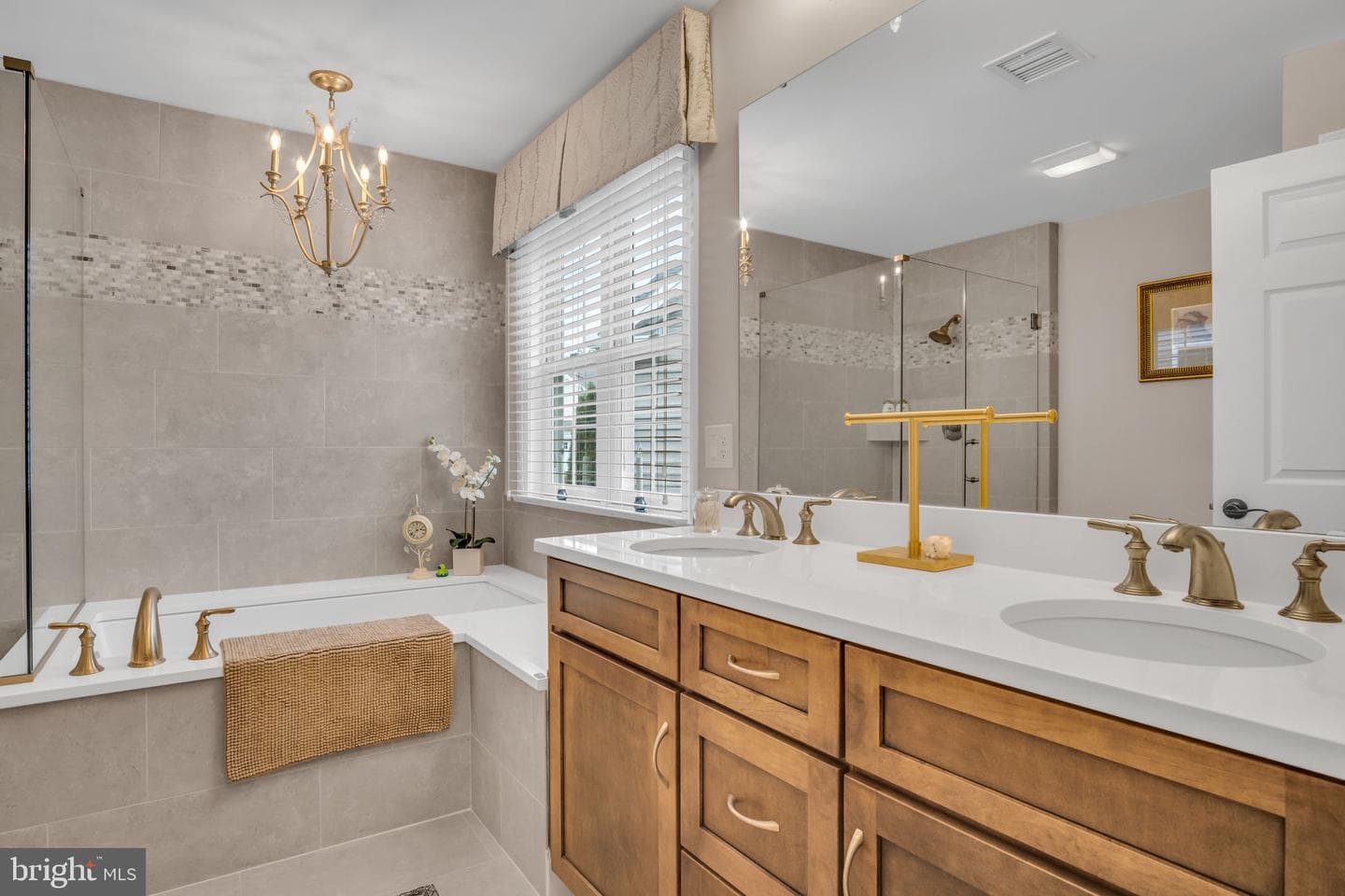 312 Founders Way photo 23
