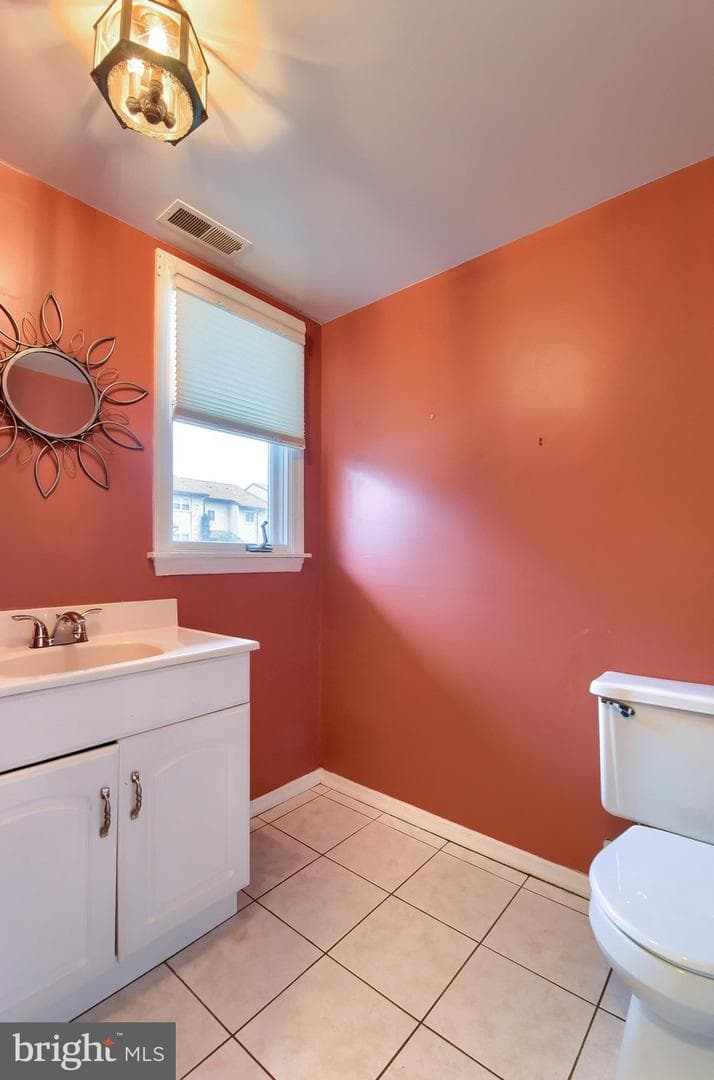 50 Drexel Place photo 6