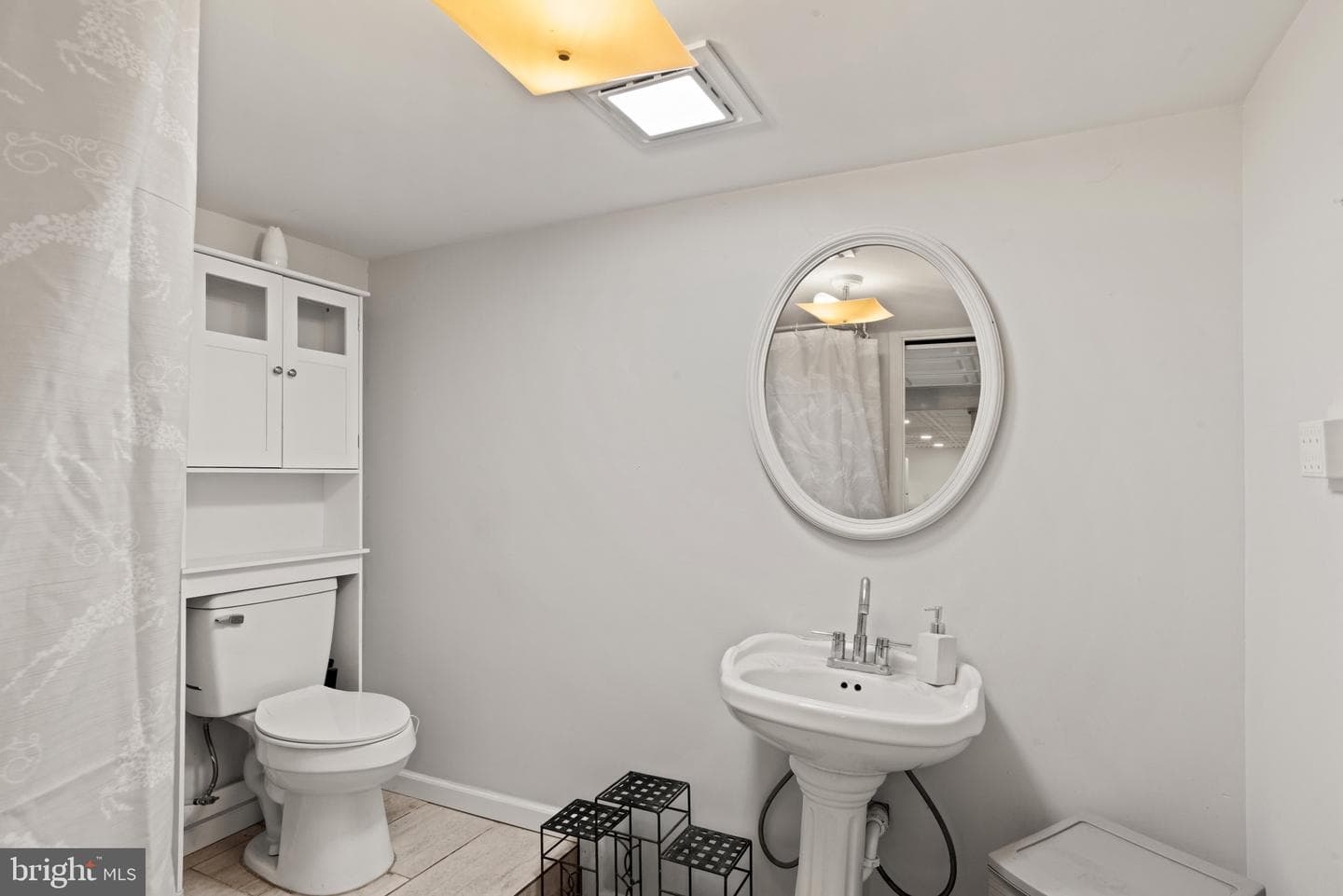 14 Sharon Road photo 26