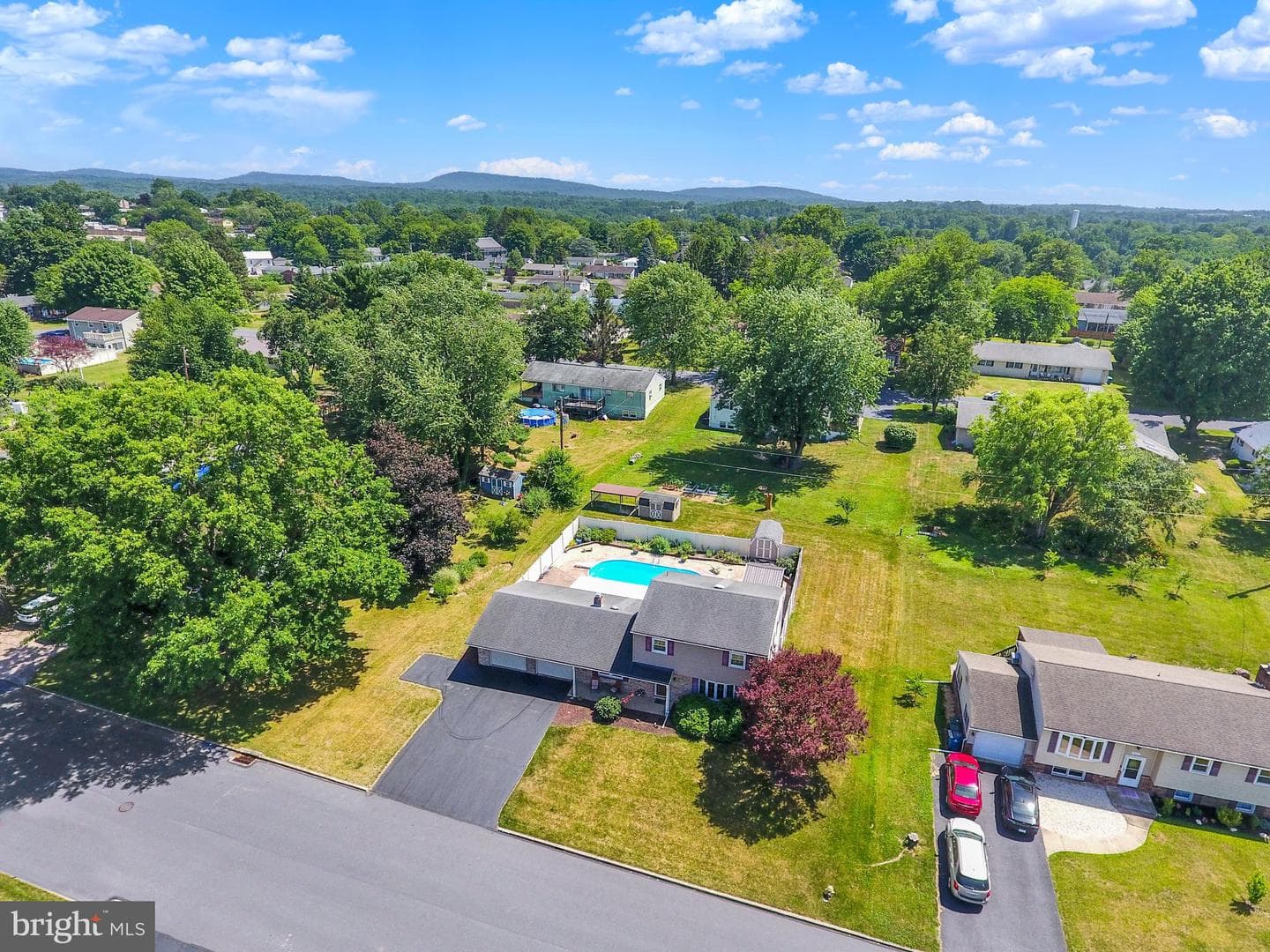 909 Wakefield Avenue photo 44