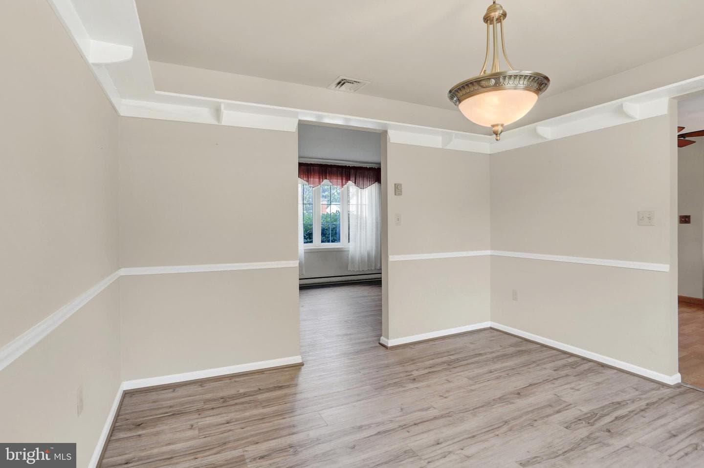 909 Wakefield Avenue photo 8