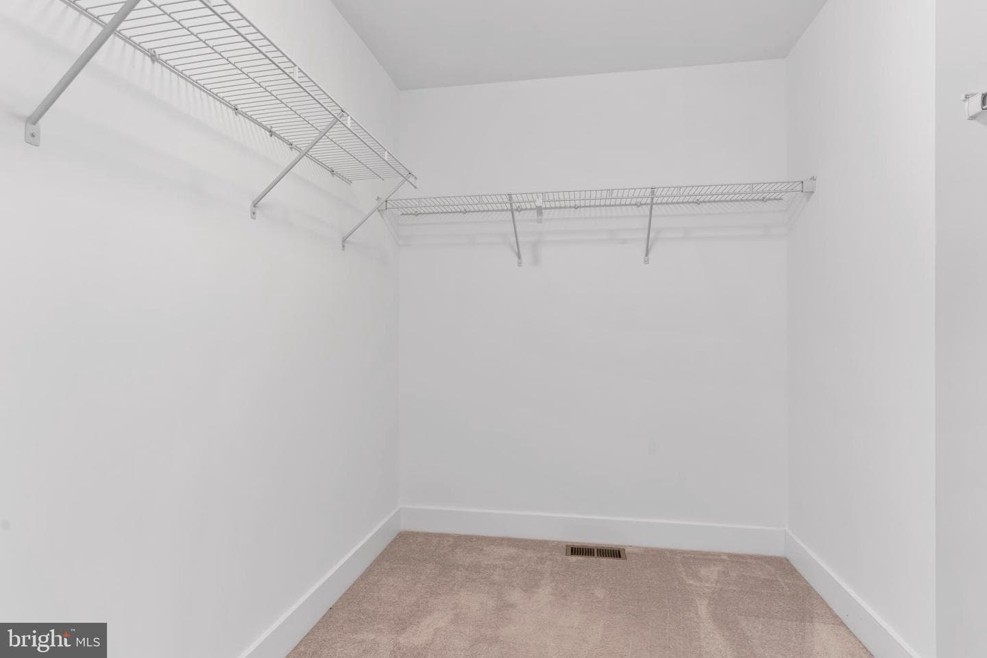 303 Estate Drive photo 26