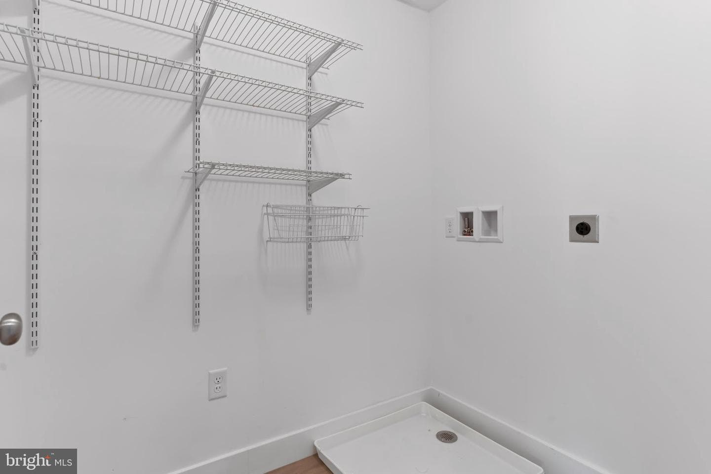 303 Estate Drive photo 28