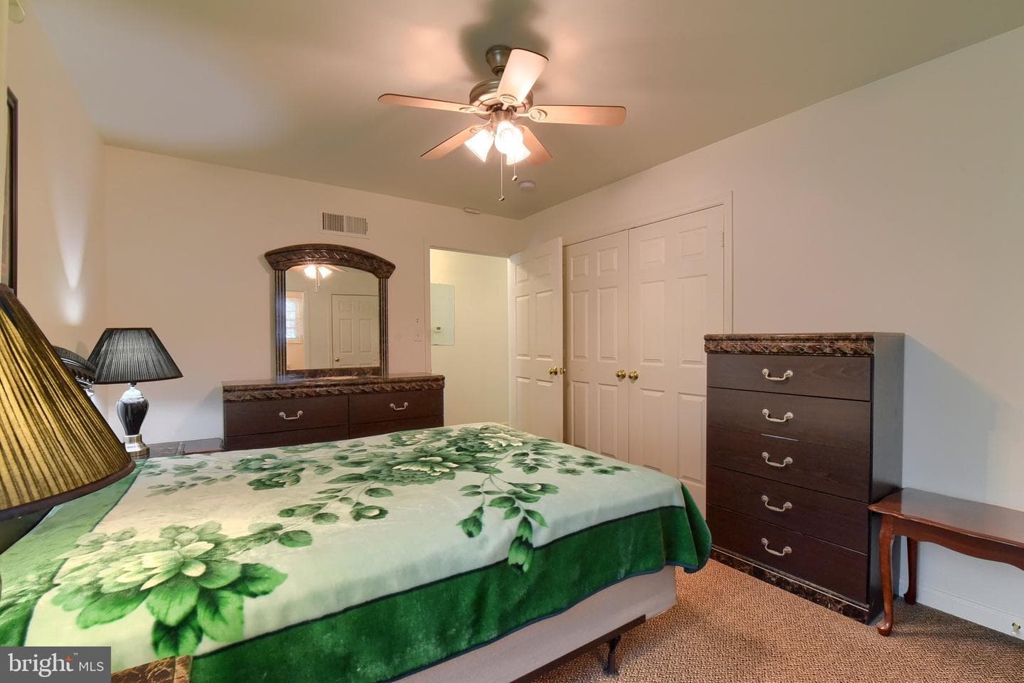41 Woodmyre Lane photo 14