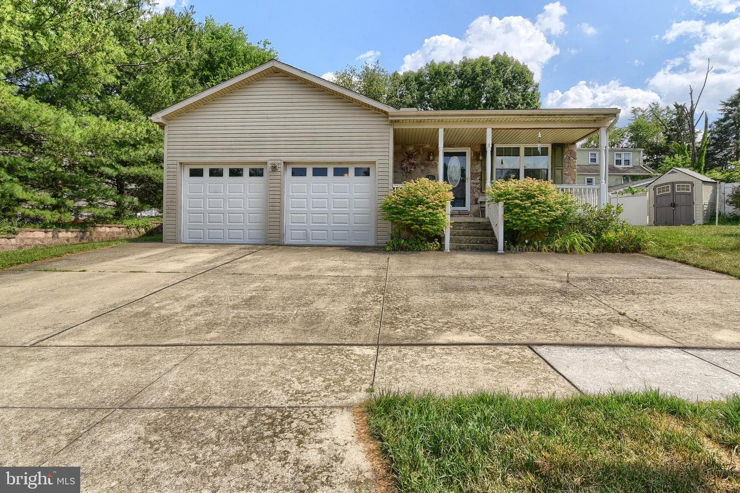 41 Woodmyre Lane photo 4