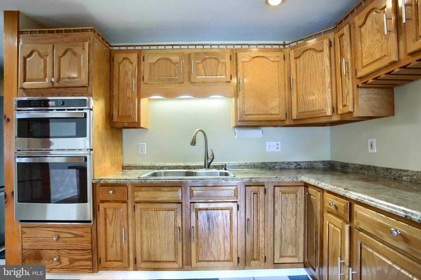 3419 Bedford Drive photo 10