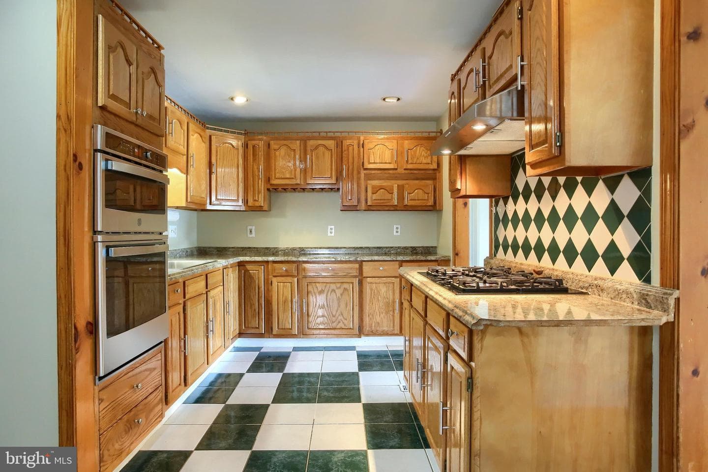 3419 Bedford Drive photo 9