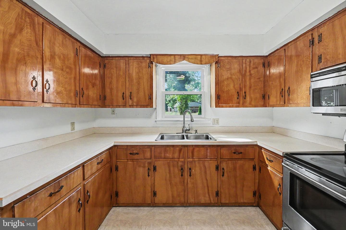 815 Fairview Road photo 11