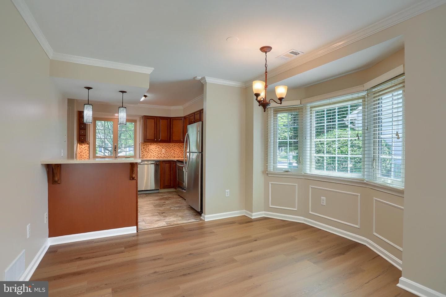 5602 Moreland Court photo 6