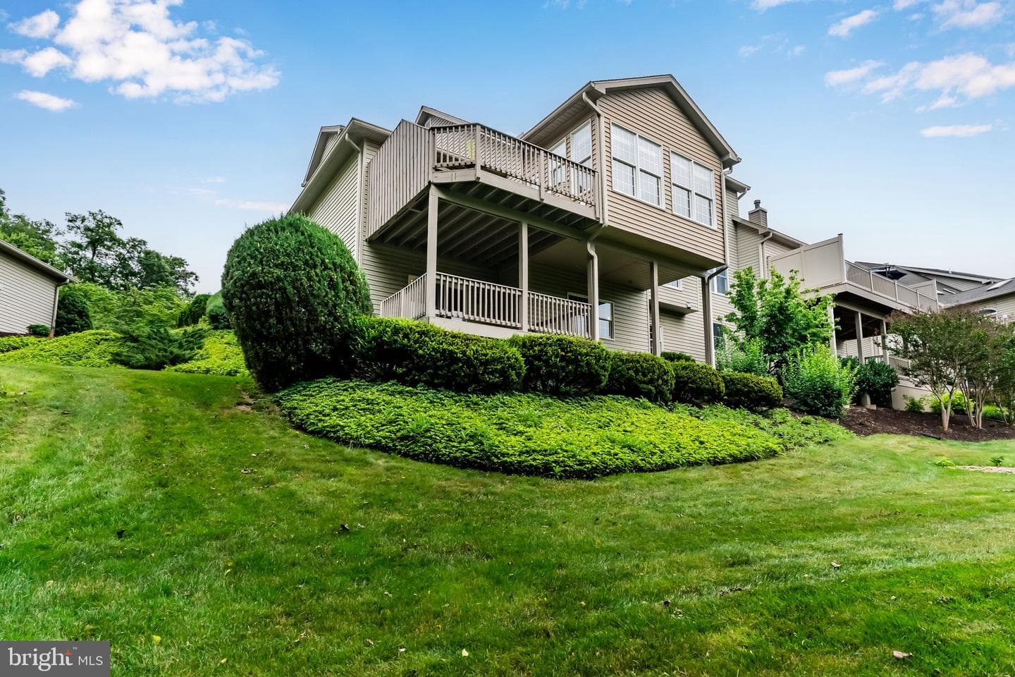 536 Bridgeview Drive photo 36